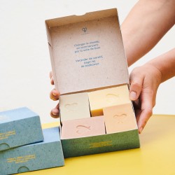 Coffret 4 savons - Box Cadeau - "SAVONS LE MONDE" avec savon en VRAC